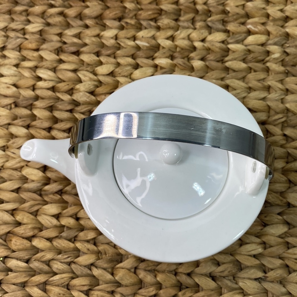 White ceramic single serve tea pot - Picture 2 of 11